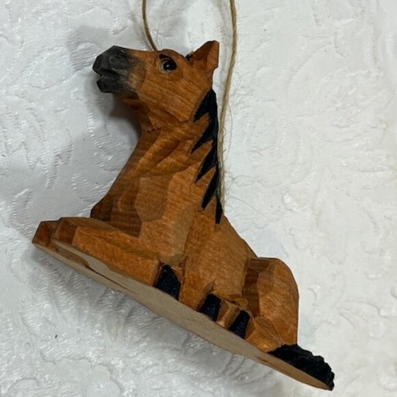 Hand Carved Sitting Wooden Horse Ornament 3"x2" - Picture 2 of 11